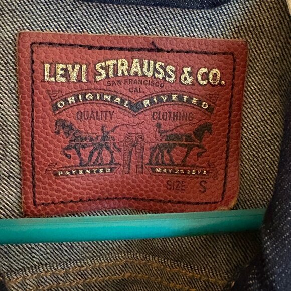 NWOT Levis NFL Carolina Panthers Denim Trucker Jacket Special Edition Size Small - Picture 6 of 13